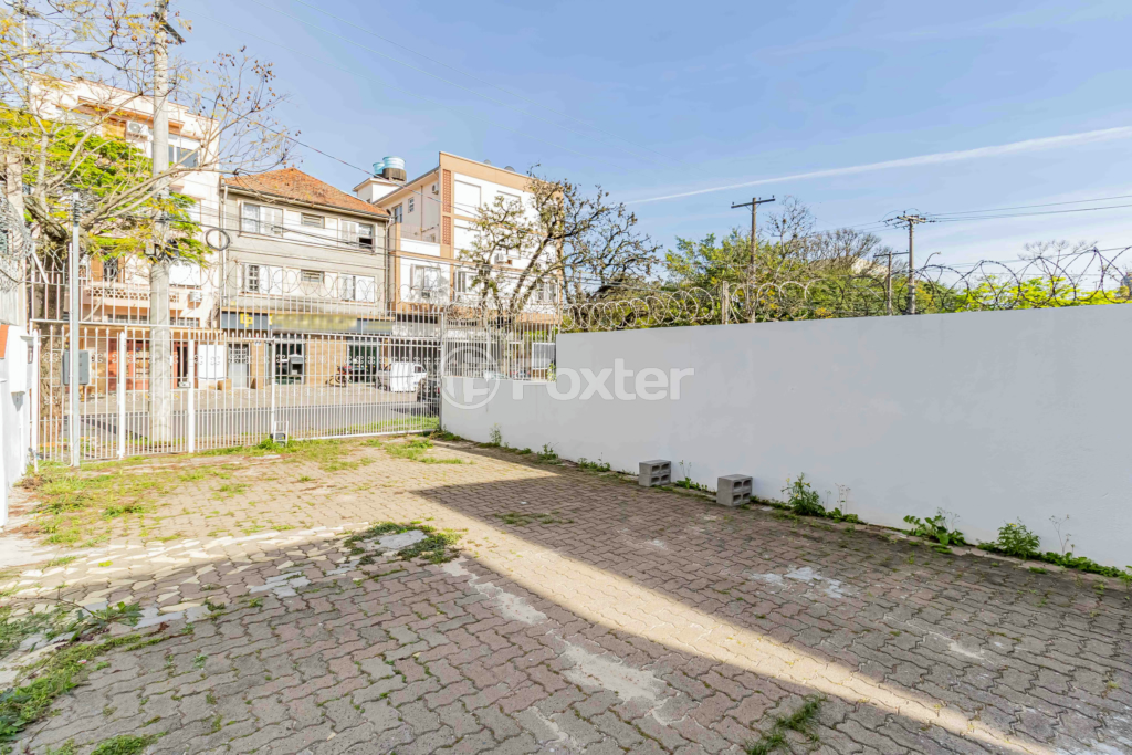 Casa à venda com 4 quartos, 185m² - Foto 3