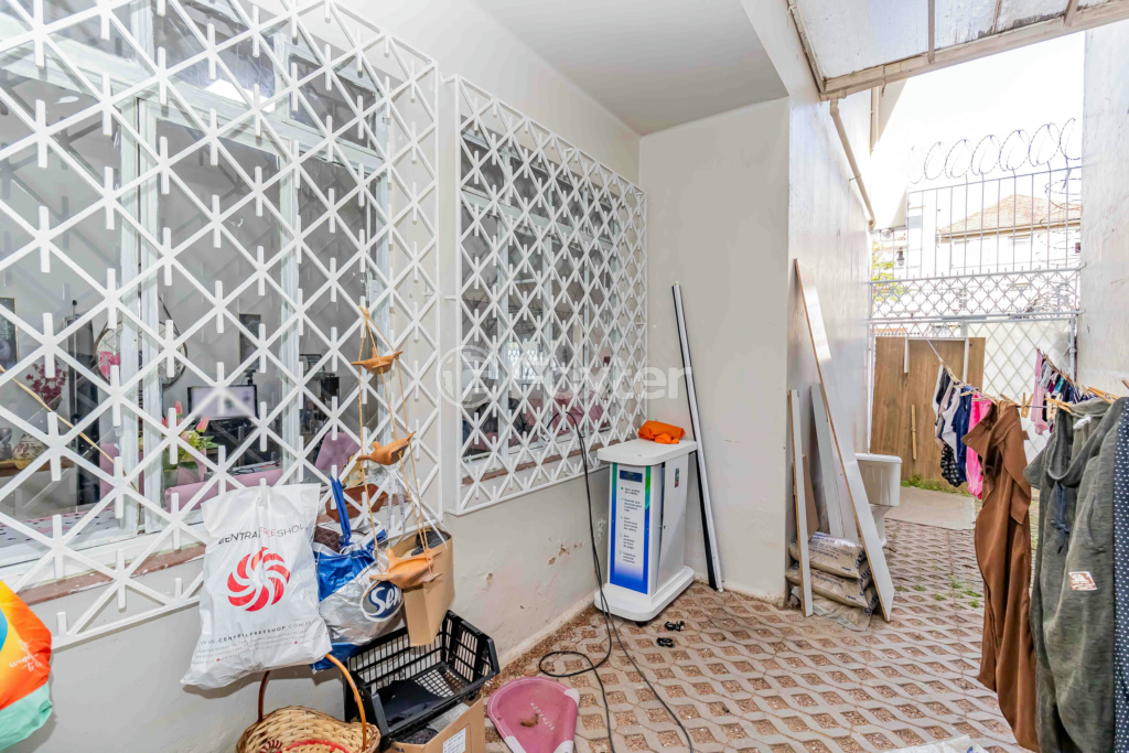 Casa à venda com 4 quartos, 185m² - Foto 15