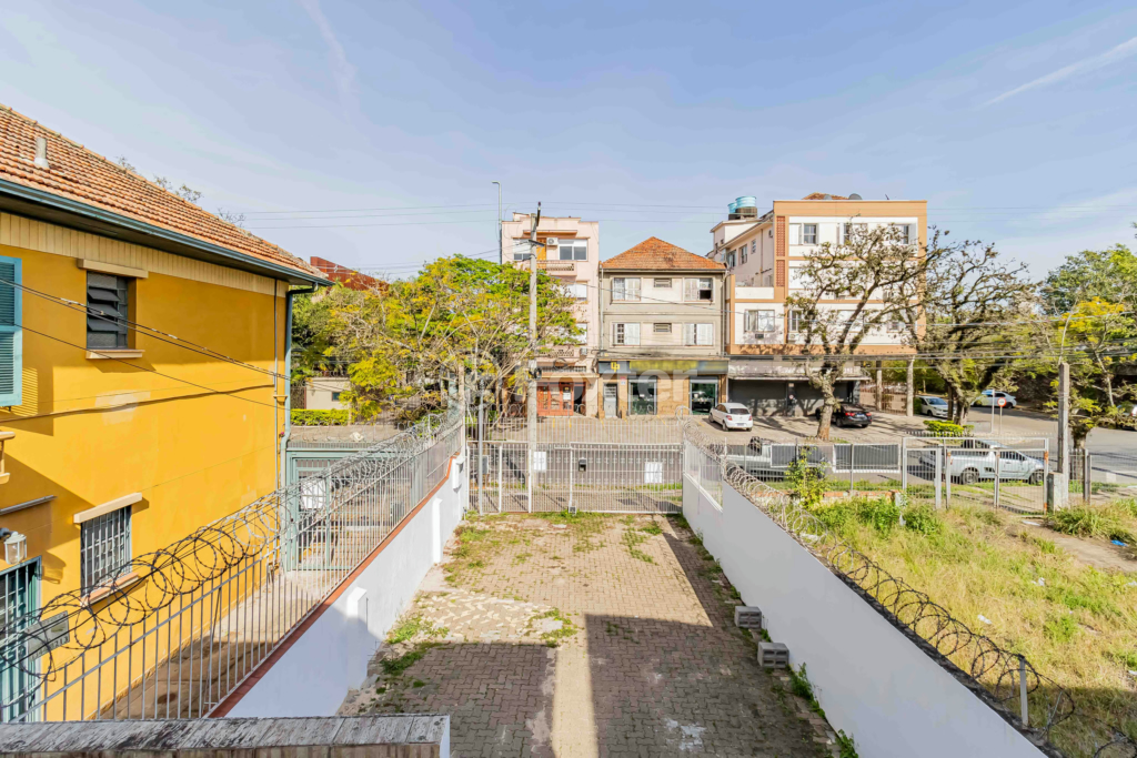 Casa à venda com 4 quartos, 185m² - Foto 39