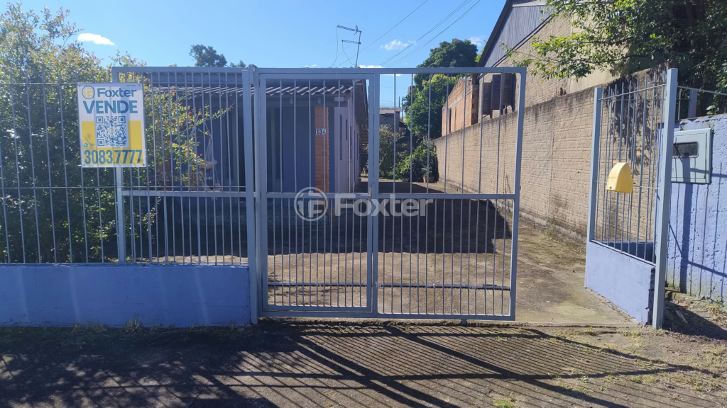 Casa à venda com 3 quartos, 115m² - Foto 2