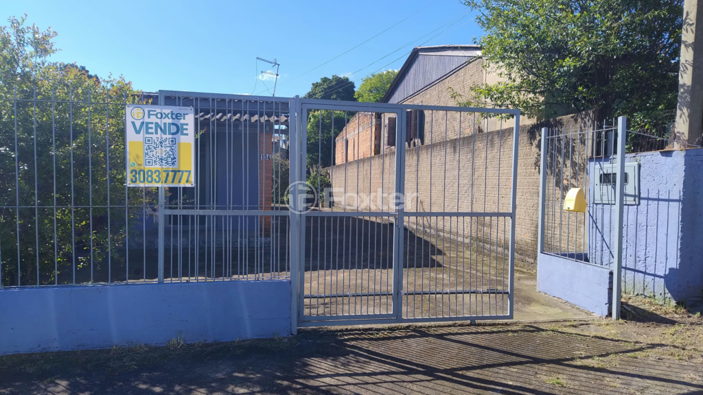 Casa à venda com 3 quartos, 115m² - Foto 1