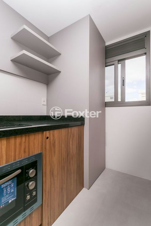 Apartamento à venda com 1 quarto, 40m² - Foto 18