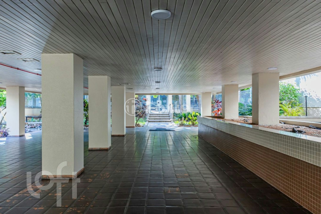 Apartamento à venda com 2 quartos, 93m² - Foto 22