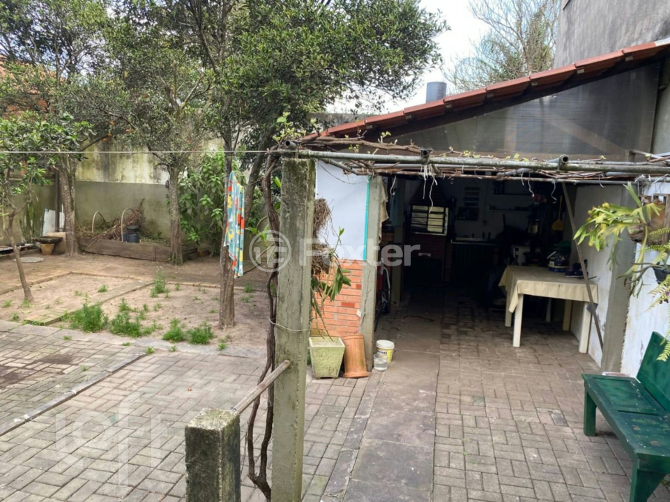 Casa à venda com 5 quartos, 244m² - Foto 25