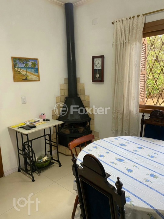 Casa à venda com 5 quartos, 244m² - Foto 3