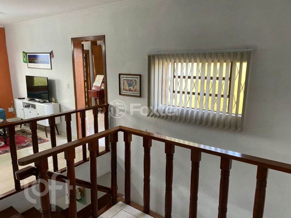 Casa à venda com 5 quartos, 244m² - Foto 12