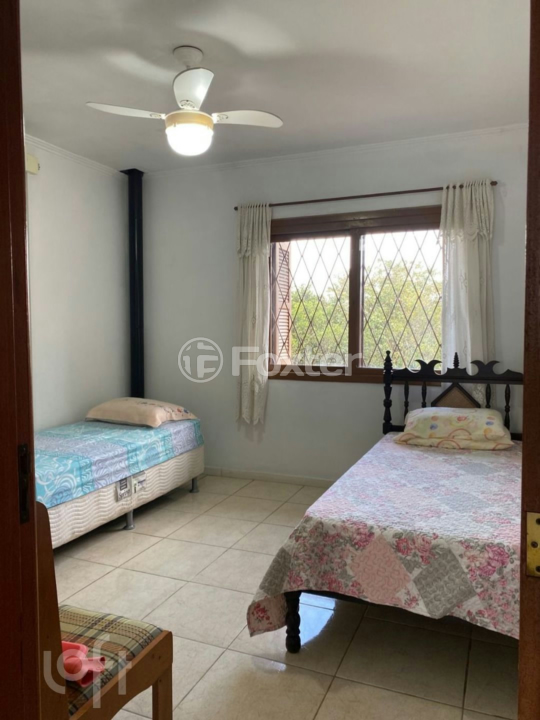 Casa à venda com 5 quartos, 244m² - Foto 14