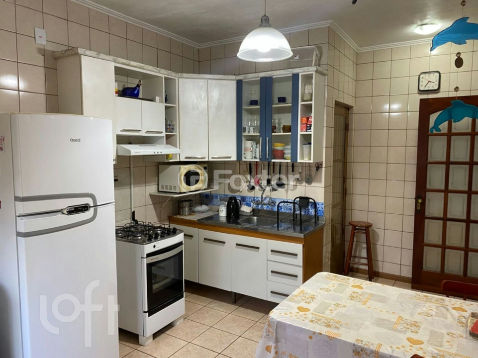 Casa à venda com 5 quartos, 244m² - Foto 6