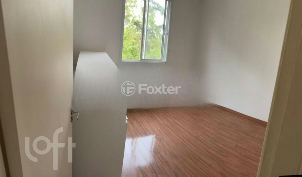 Apartamento à venda com 2 quartos, 42m² - Foto 2