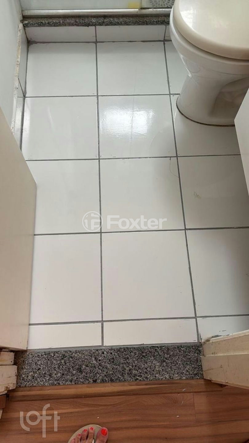 Apartamento à venda com 2 quartos, 42m² - Foto 4