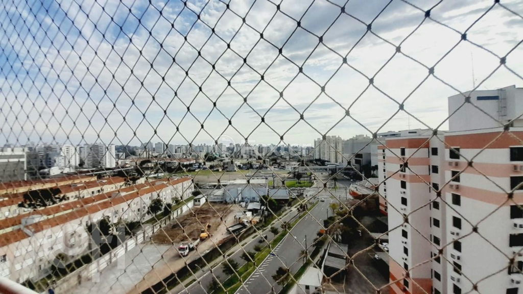 Apartamento à venda com 3 quartos, 70m² - Foto 3