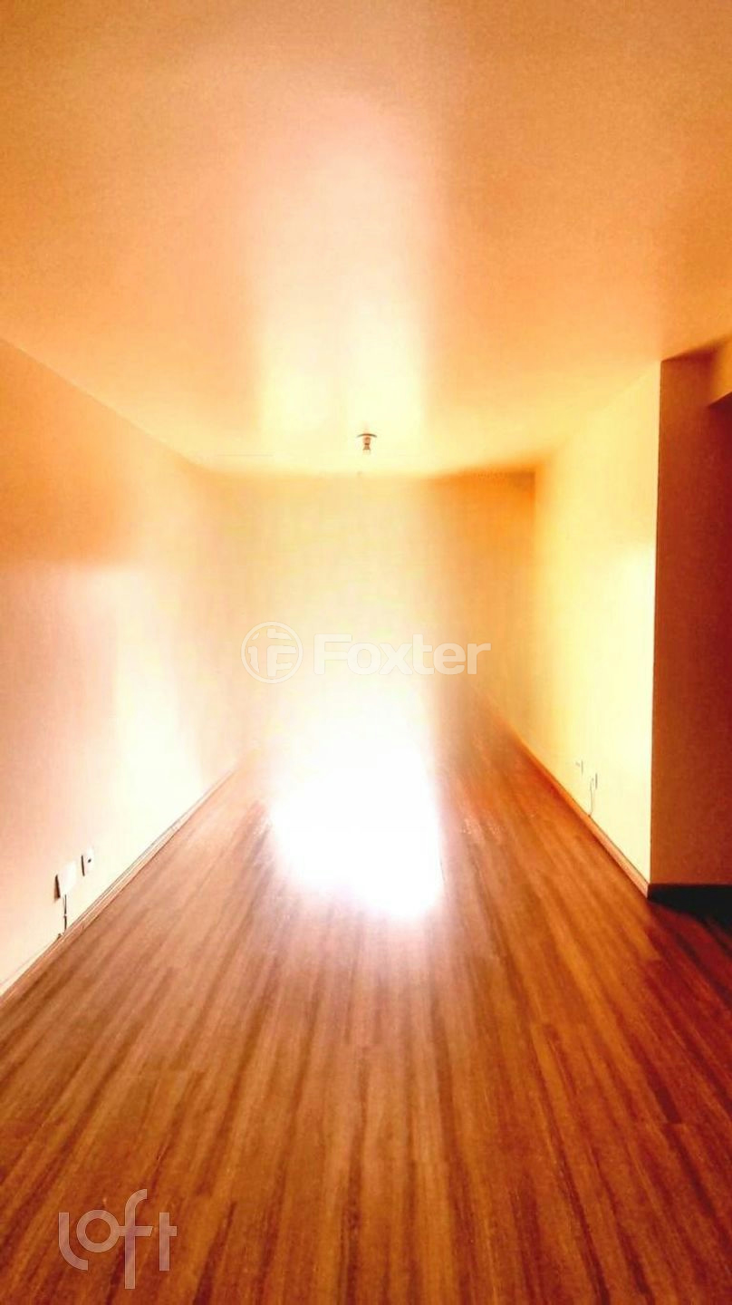 Apartamento à venda com 3 quartos, 70m² - Foto 1