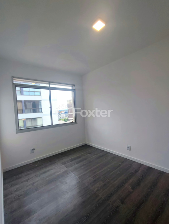 Apartamento à venda com 2 quartos, 68m² - Foto 12