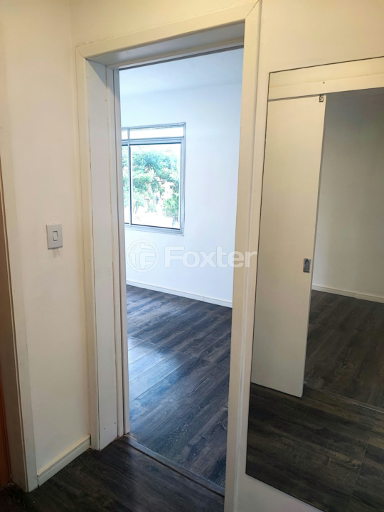 Apartamento à venda com 2 quartos, 68m² - Foto 52