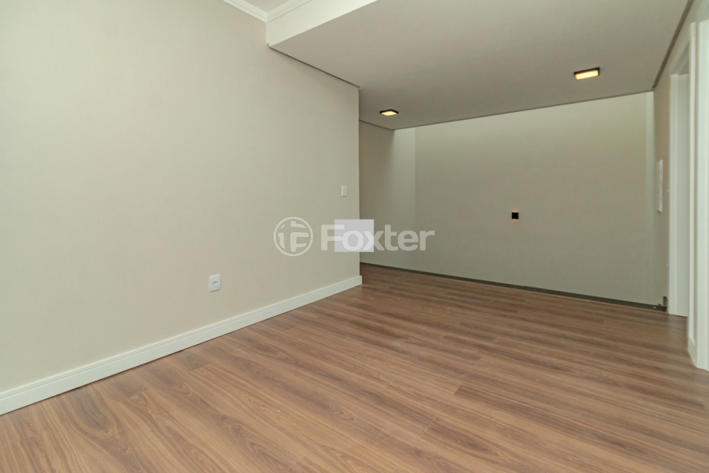 Casa de Condomínio à venda com 3 quartos, 225m² - Foto 9