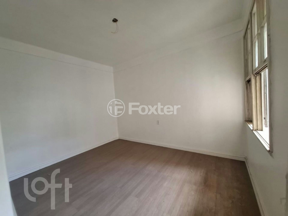 Apartamento à venda com 2 quartos, 69m² - Foto 4