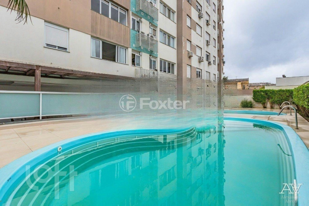 Apartamento à venda com 2 quartos, 65m² - Foto 32