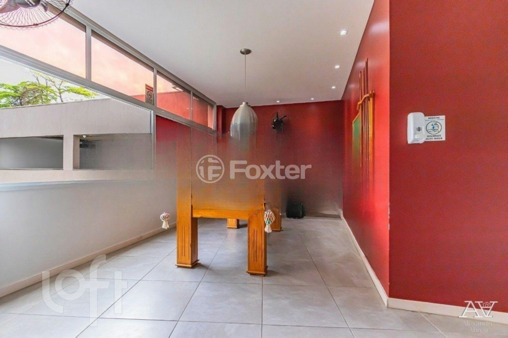 Apartamento à venda com 2 quartos, 65m² - Foto 28