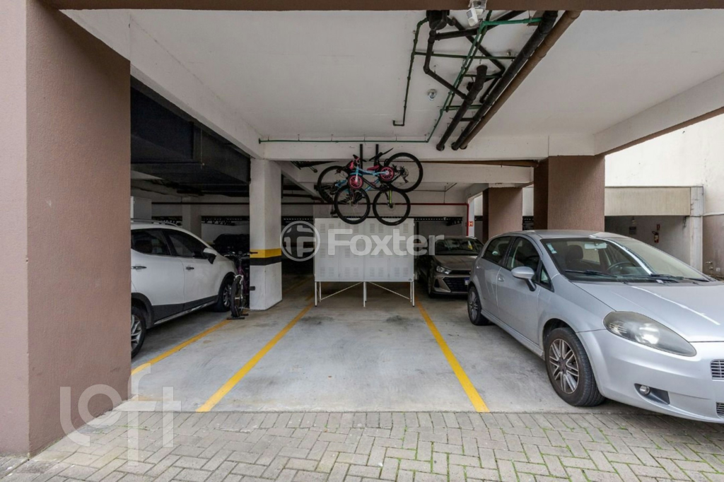 Apartamento à venda com 2 quartos, 65m² - Foto 19