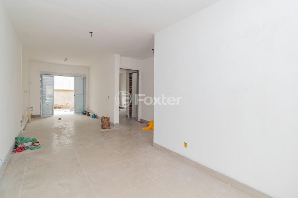 Casa à venda com 2 quartos, 68m² - Foto 4