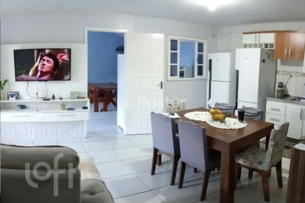 Casa à venda com 2 quartos, 90m² - Foto 2