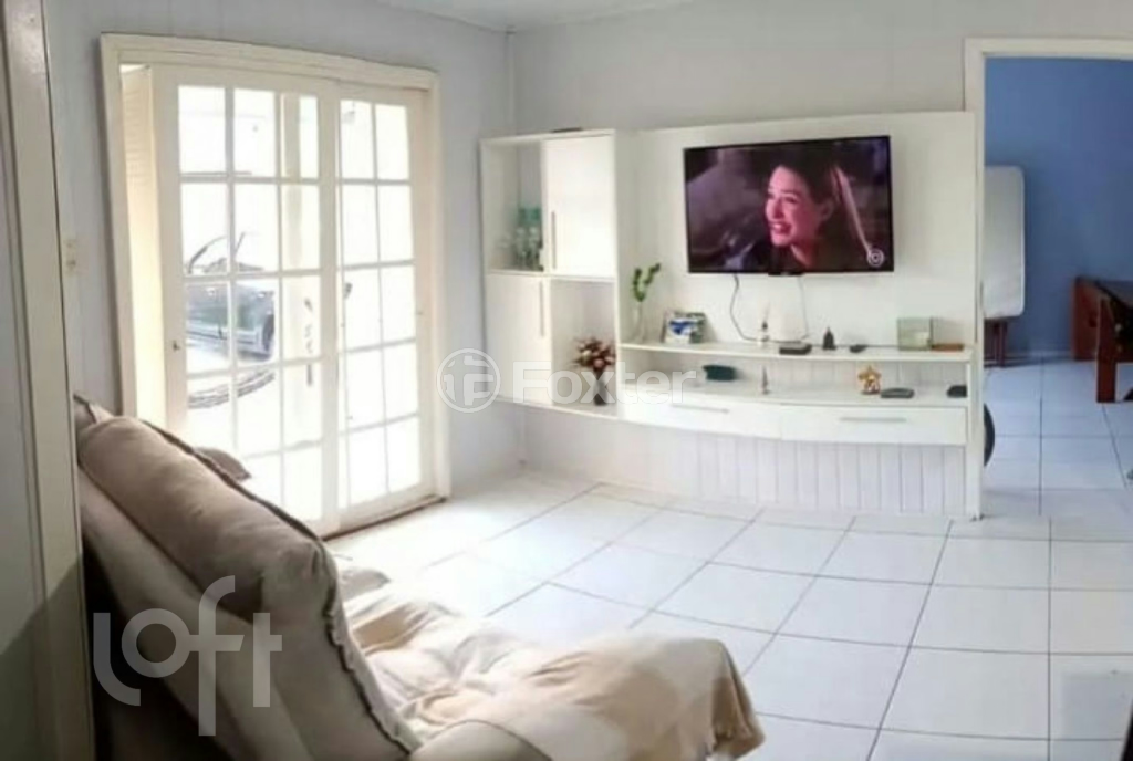 Casa à venda com 2 quartos, 90m² - Foto 1