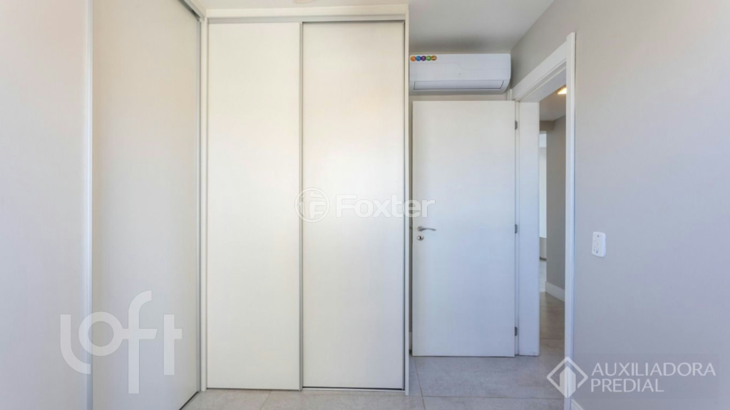 Apartamento à venda com 3 quartos, 84m² - Foto 2