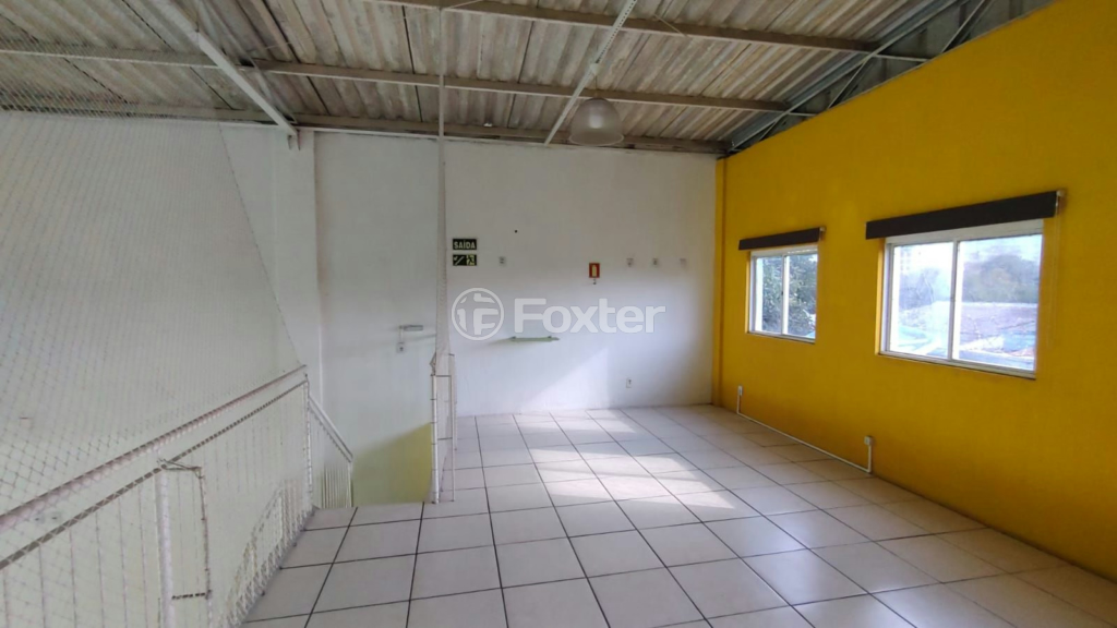 Depósito-Galpão-Armazém à venda, 200m² - Foto 3
