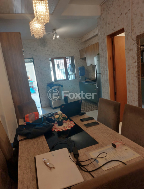 Casa à venda com 2 quartos, 69m² - Foto 3