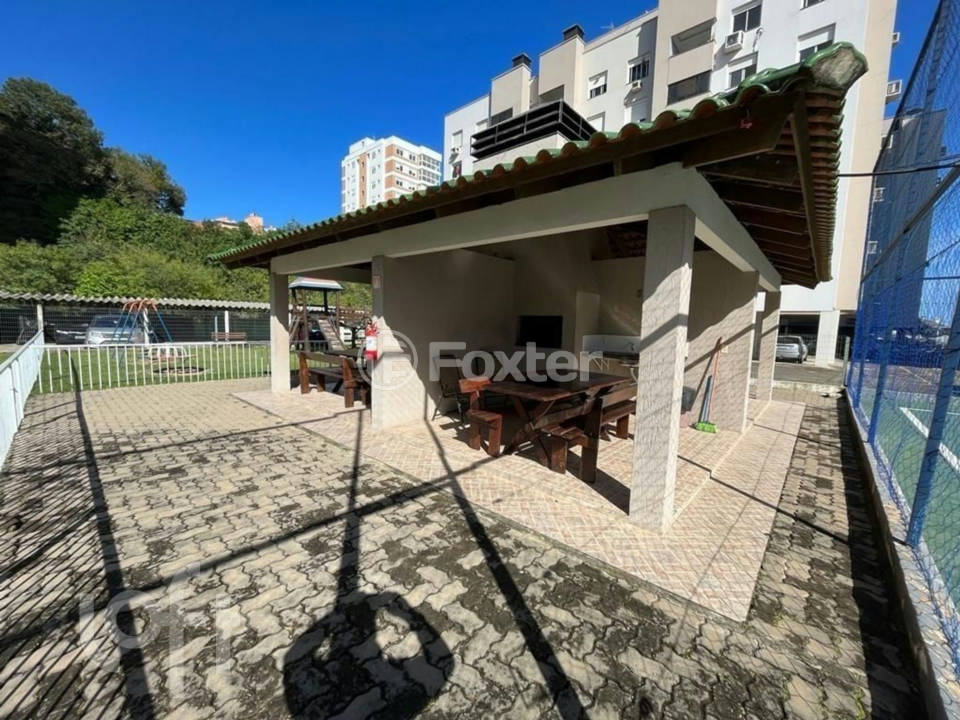 Apartamento à venda com 2 quartos, 64m² - Foto 29