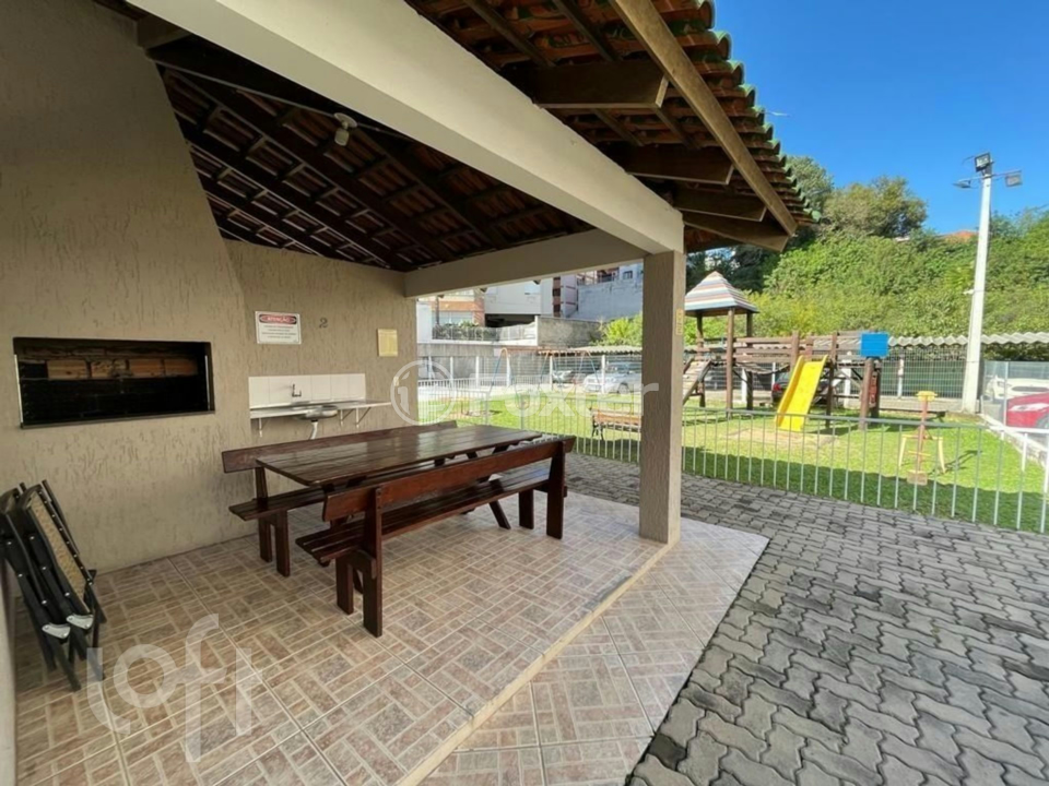 Apartamento à venda com 2 quartos, 64m² - Foto 27