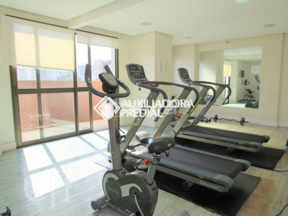 Apartamento à venda com 2 quartos, 70m² - Foto 6
