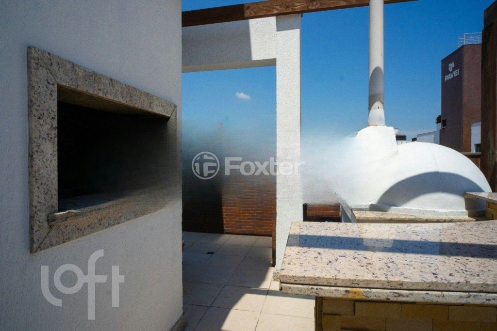Apartamento à venda com 2 quartos, 70m² - Foto 2