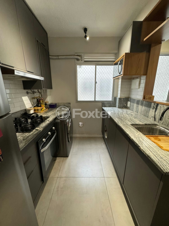 Apartamento à venda com 2 quartos, 41m² - Foto 4