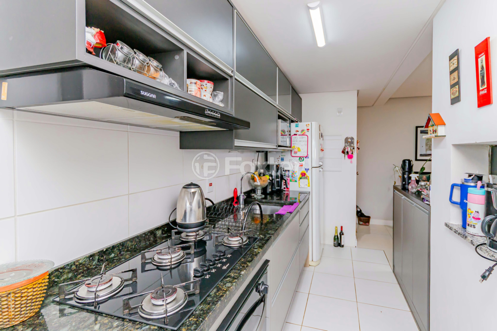 Apartamento à venda com 3 quartos, 76m² - Foto 7