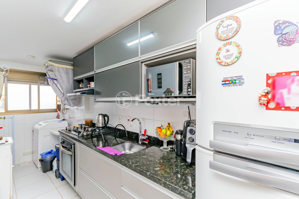 Apartamento à venda com 3 quartos, 76m² - Foto 9