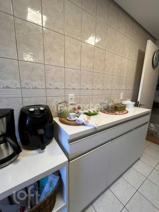 Apartamento à venda com 3 quartos, 98m² - Foto 11