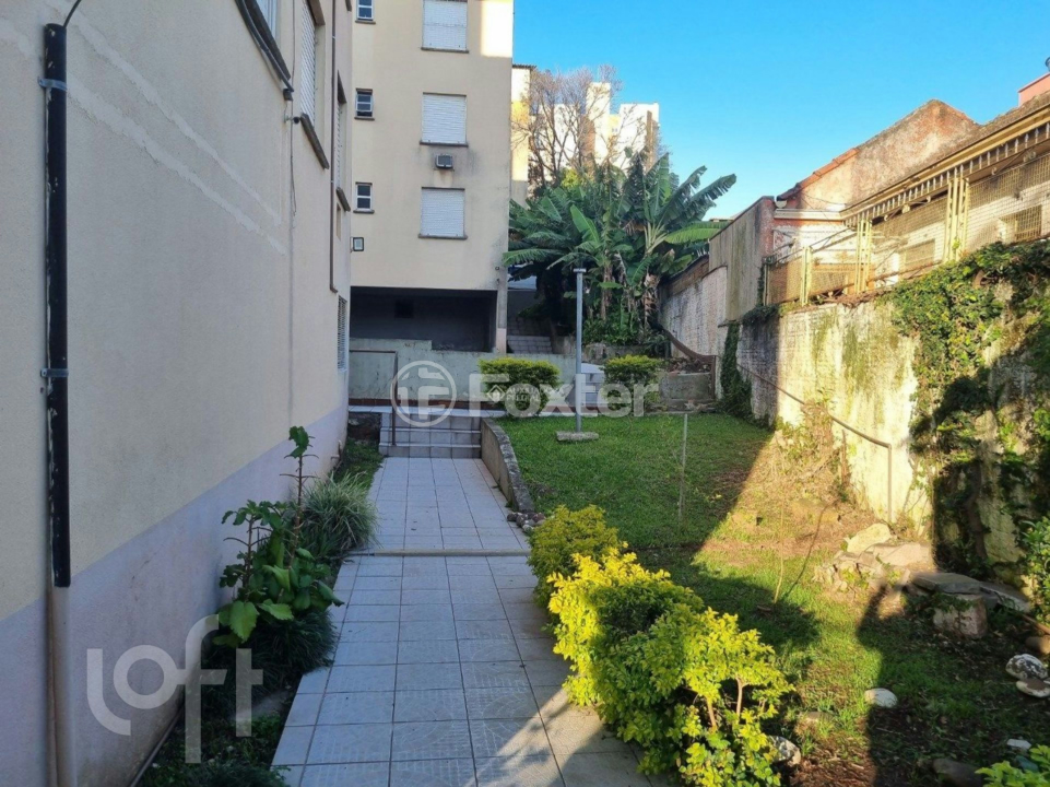 Apartamento à venda com 1 quarto, 44m² - Foto 47