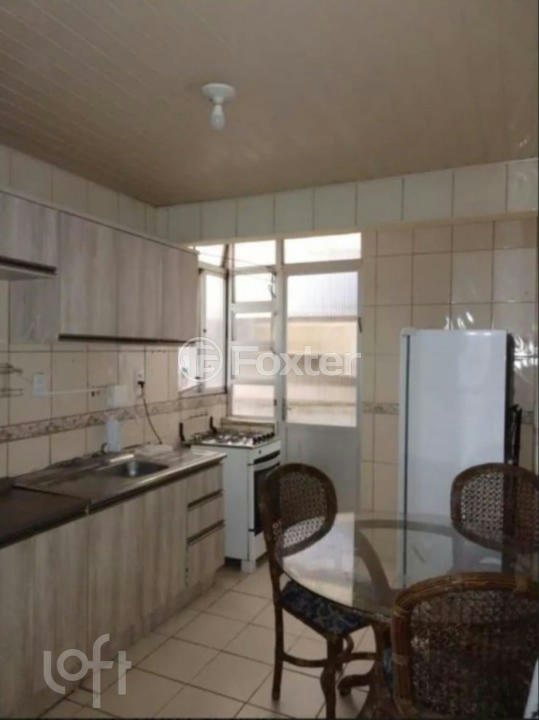 Apartamento à venda com 2 quartos, 66m² - Foto 2