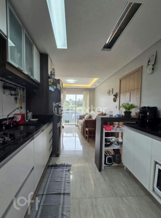Apartamento à venda com 2 quartos, 58m² - Foto 2