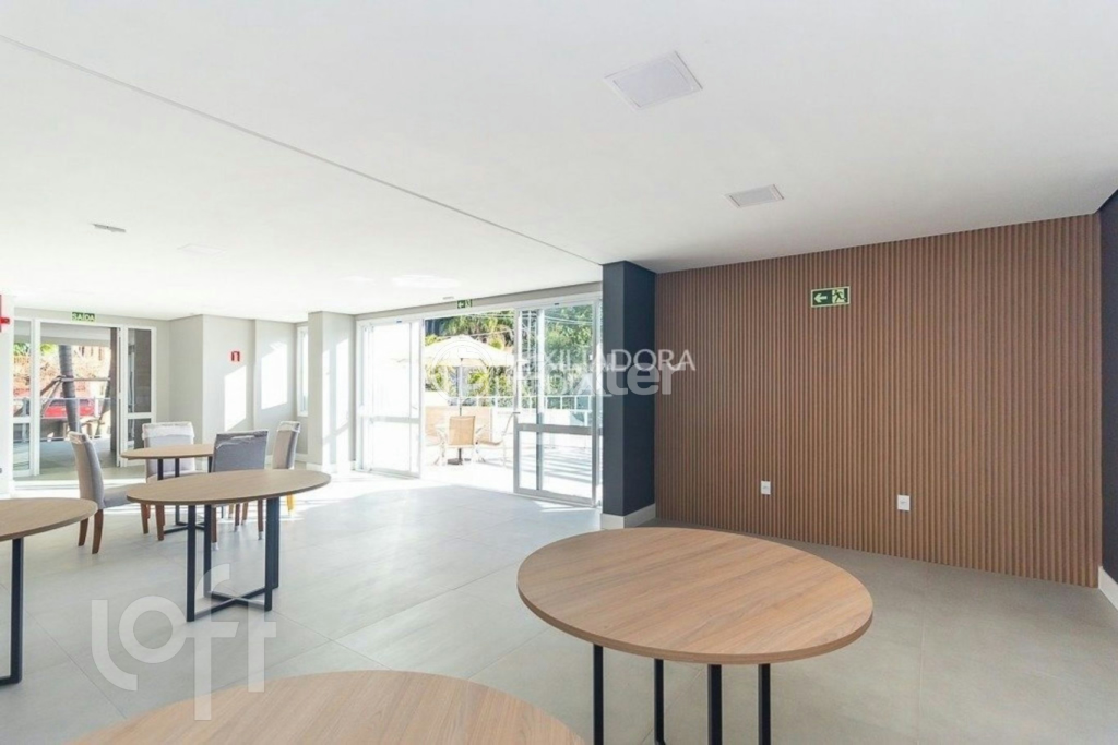 Apartamento à venda com 3 quartos, 137m² - Foto 17