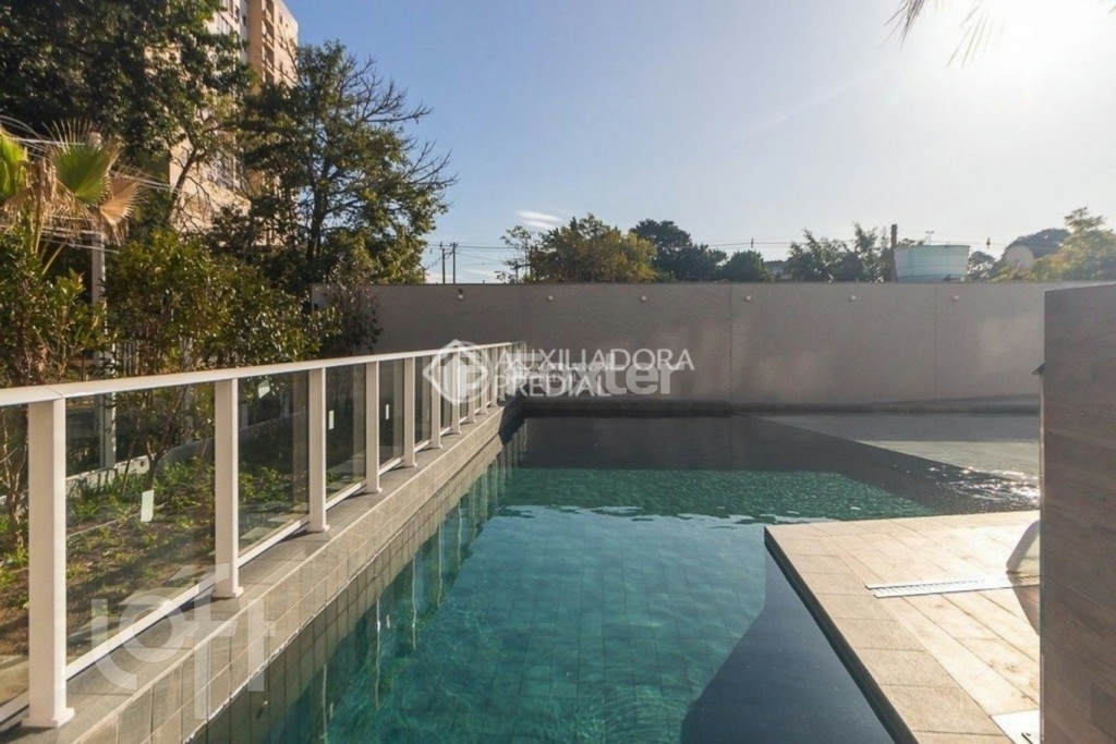 Apartamento à venda com 3 quartos, 137m² - Foto 4