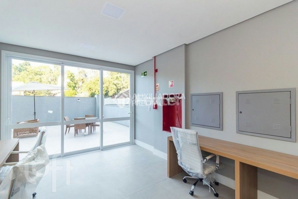 Apartamento à venda com 3 quartos, 137m² - Foto 13