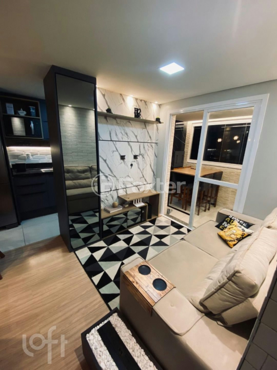 Apartamento à venda com 2 quartos, 55m² - Foto 1