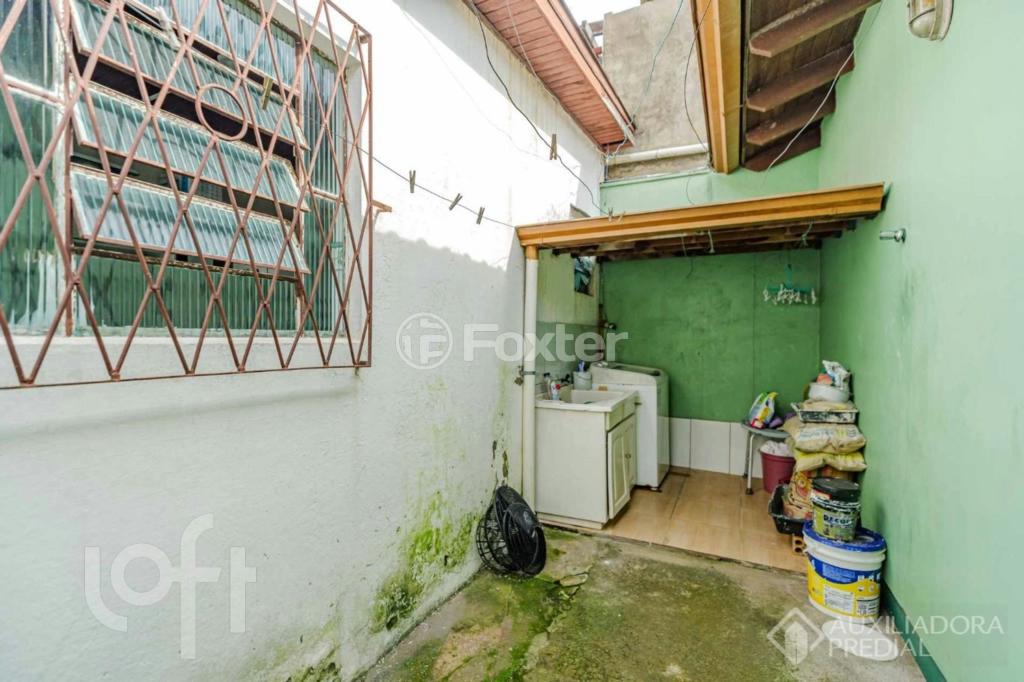 Casa à venda com 4 quartos, 180m² - Foto 25