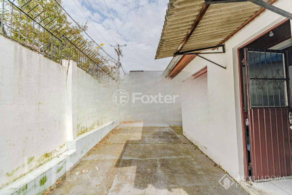 Casa à venda com 4 quartos, 180m² - Foto 27
