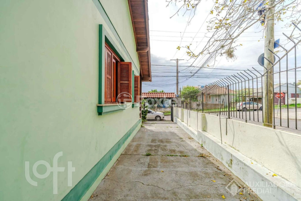 Casa à venda com 4 quartos, 180m² - Foto 28
