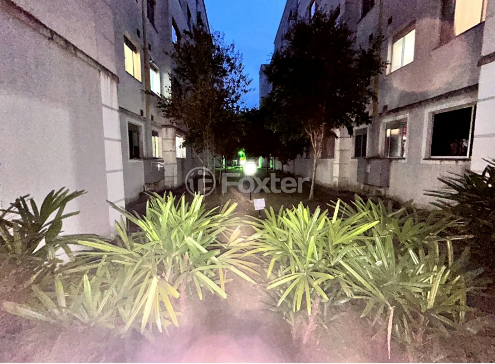 Apartamento à venda com 2 quartos, 43m² - Foto 3