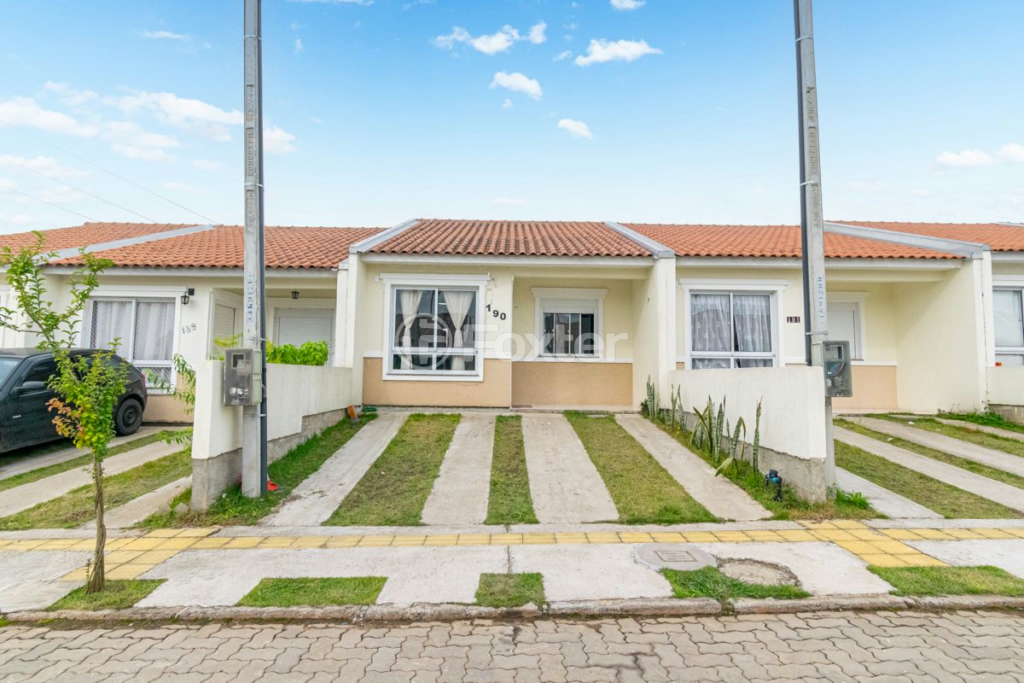 Casa de Condomínio à venda com 2 quartos, 42m² - Foto 1