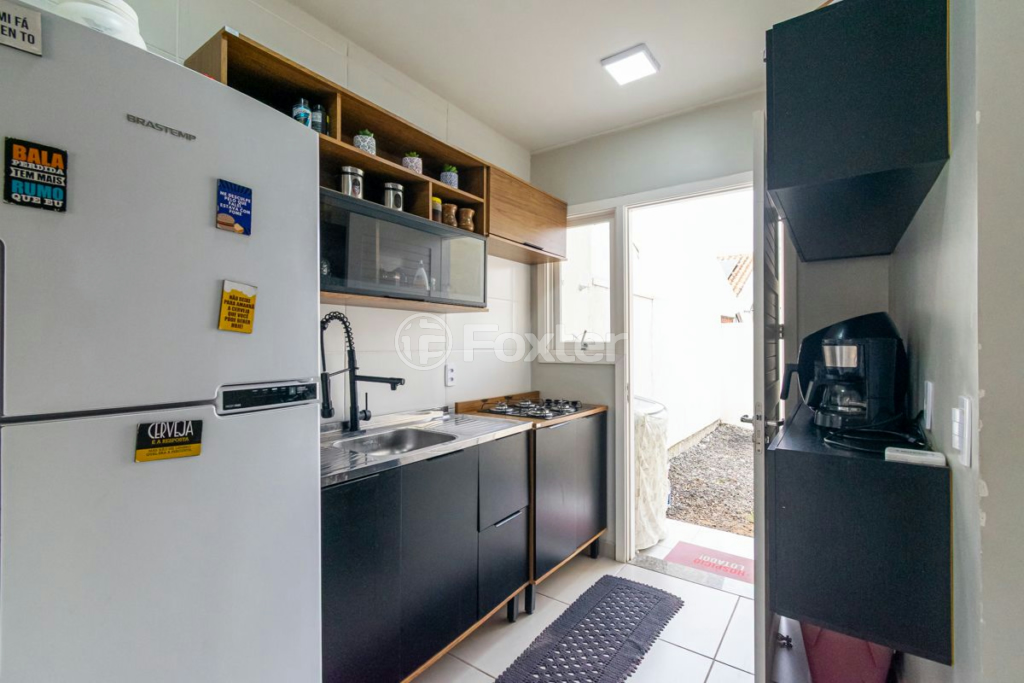 Casa de Condomínio à venda com 2 quartos, 42m² - Foto 5